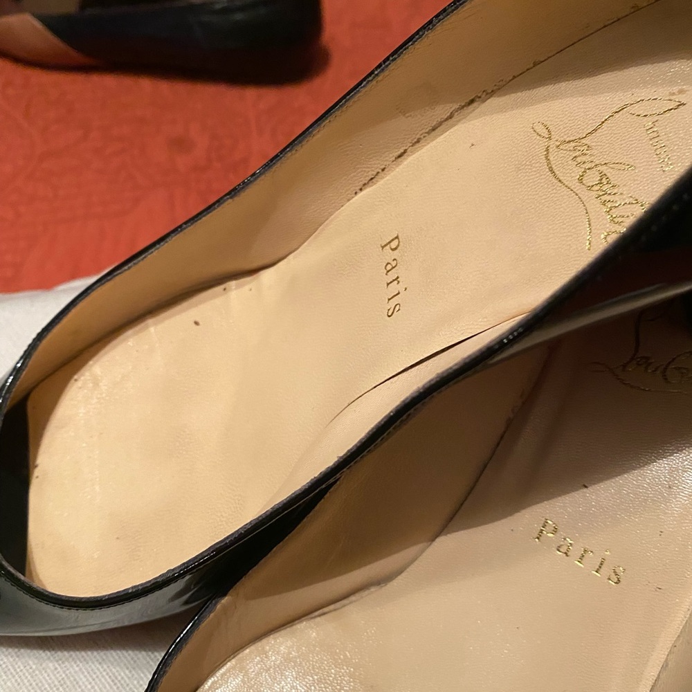 Christian Louboutin 39.5 patent peep toe pump - Picture 7 of 7